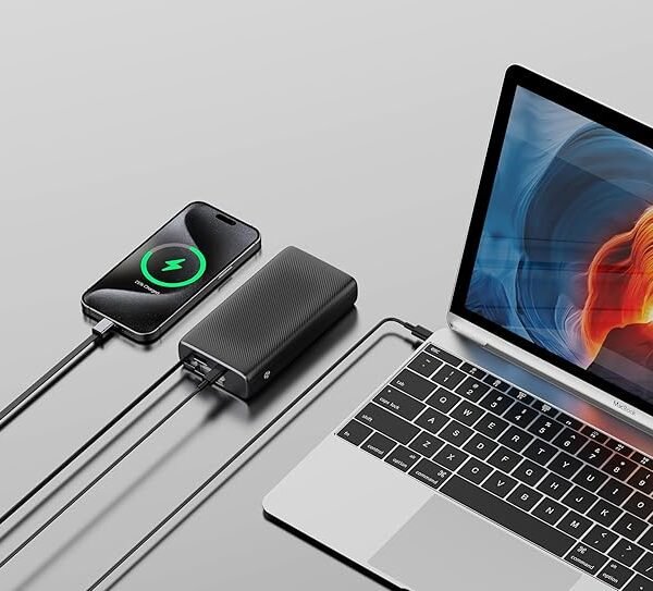 Powerology 20000mAh Retractable Cable Power Bank Black