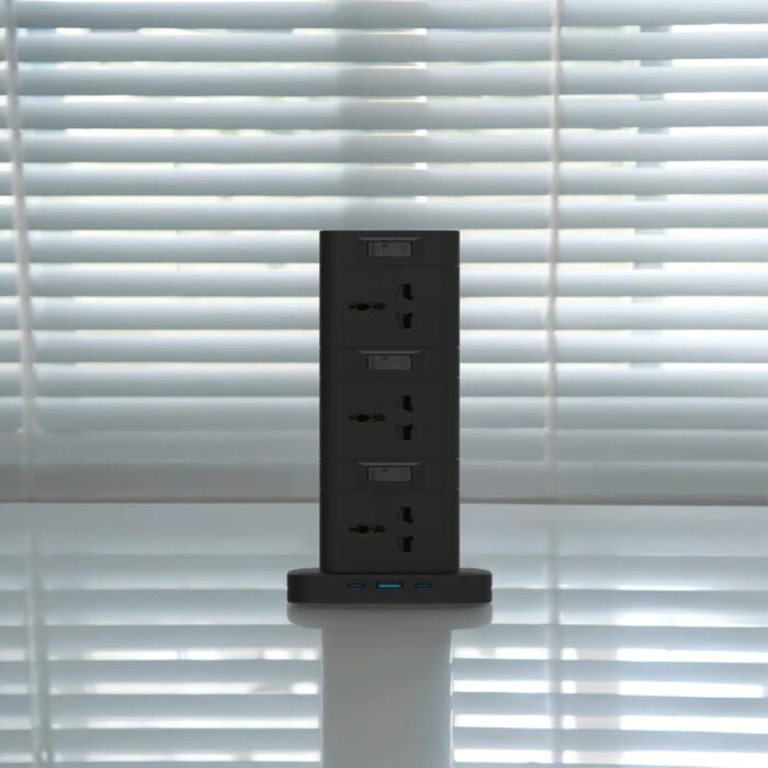 ⁦Porodo Three-Story 12AC Power Hub With USB-C PD & Quick Charge 3.0-Black⁩ - الصورة ⁦1⁩